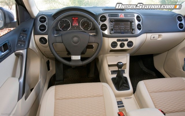 Volkswagen Tiguan Widescreen Picture #2 Volkswagen Tiguan Widescreen Picture #2