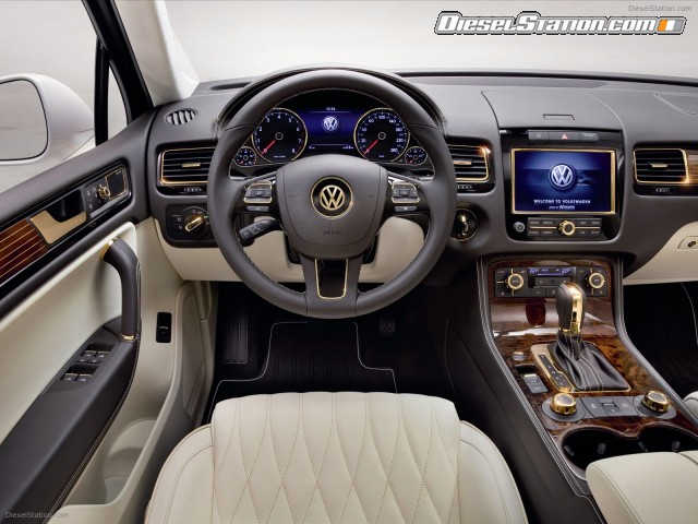 Volkswagen Touareg Gold Edition 2011 Picture #4 Volkswagen Touareg Gold Edition 2011 Picture #4