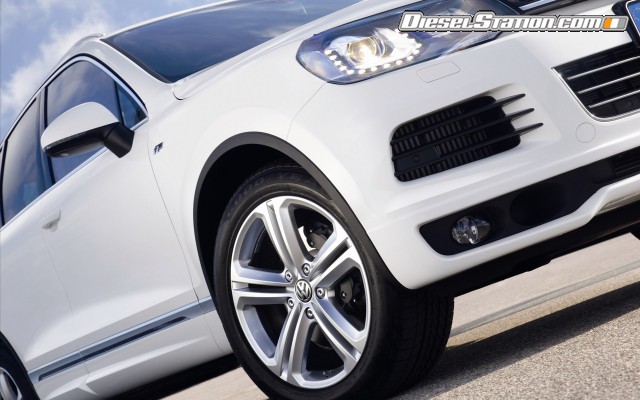 Volkswagen Touareg R Line 2014 Widescreen Picture #1 Volkswagen Touareg R Line 2014 Widescreen Picture #1
