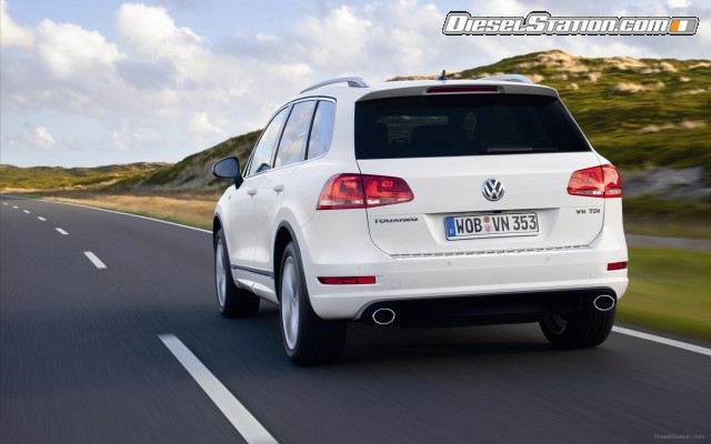 Volkswagen Touareg R Line 2014 Widescreen Picture #12 Volkswagen Touareg R Line 2014 Widescreen Picture #12