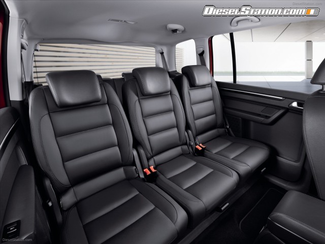 Volkswagen Touran 2011 Picture #12 Volkswagen Touran 2011 Picture #12