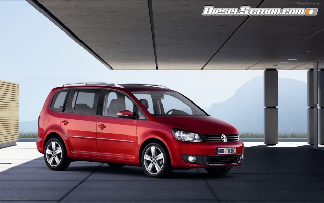 Volkswagen Touran 2011 Widescreen Picture #3 Volkswagen Touran 2011 Widescreen Picture #3