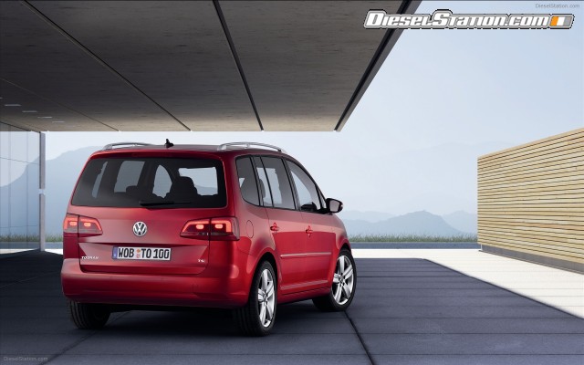 Volkswagen Touran 2011 Widescreen Picture #2 Volkswagen Touran 2011 Widescreen Picture #2