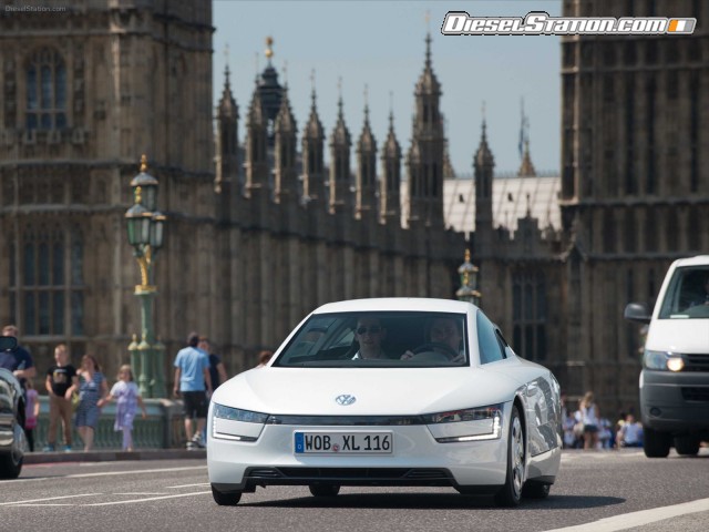 Volkswagen XL1 2014 Picture #2 Volkswagen XL1 2014 Picture #2