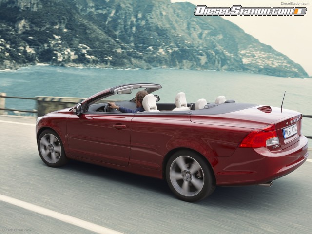 Volvo 2010 C70 Picture #2 Volvo 2010 C70 Picture #2