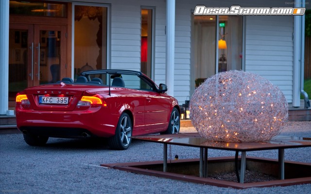 Volvo C70 2011 Widescreen Picture #0 Volvo C70 2011 Widescreen Picture #0