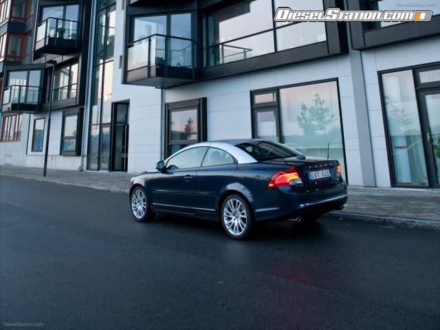 Volvo C70 2012 Picture #10 Volvo C70 2012 Picture #10