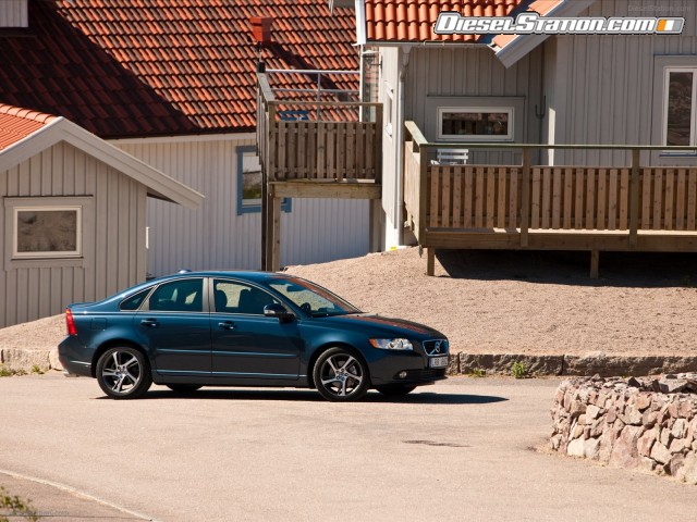 Volvo S40 2012 Picture #34 Volvo S40 2012 Picture #34