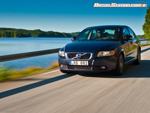 Volvo S40 2012 Picture #25 Volvo S40 2012 Picture #25