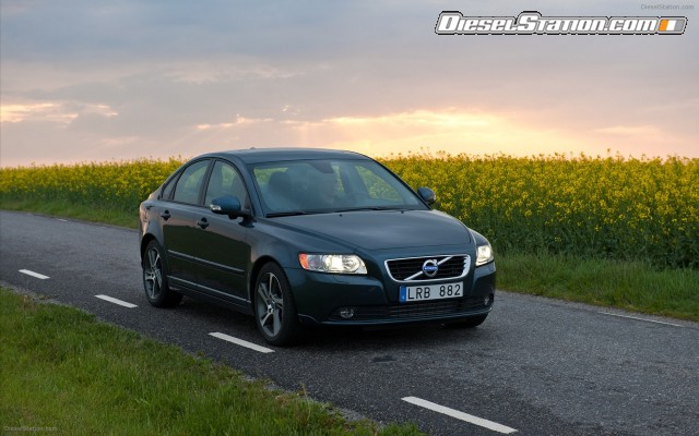Volvo S40 2012 Widescreen Picture #11 Volvo S40 2012 Widescreen Picture #11