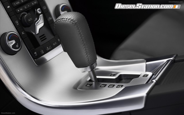 Volvo S60 R Design 2011 Widescreen Picture #6 Volvo S60 R Design 2011 Widescreen Picture #6