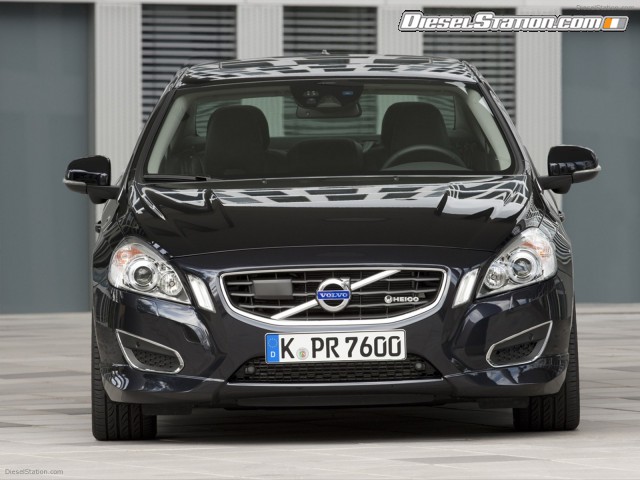 Volvo S60 T6 2010 Picture #14 Volvo S60 T6 2010 Picture #14