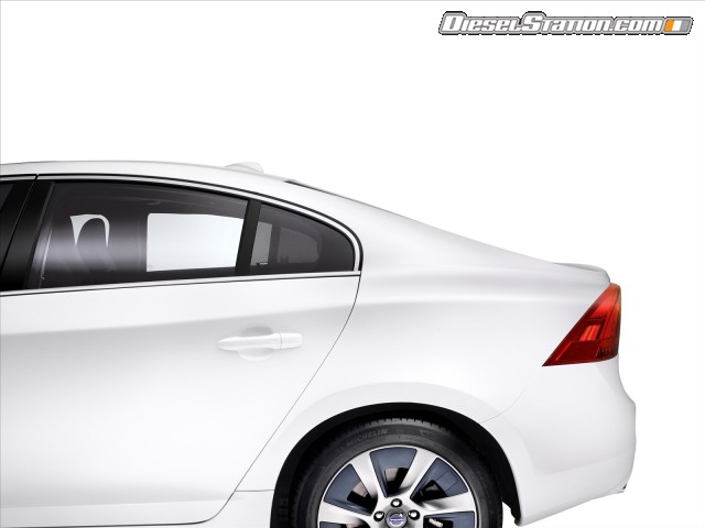 Volvo S60L PPHEV Concept 2014 Picture #7 Volvo S60L PPHEV Concept 2014 Picture #7