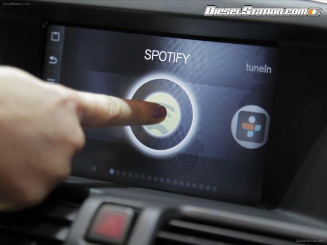 Volvo V40 2014 Picture #5 Volvo V40 2014 Picture #5