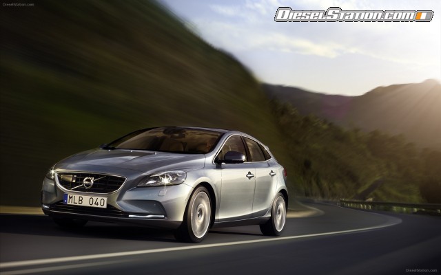 Volvo V40 2014 Widescreen Picture #8 Volvo V40 2014 Widescreen Picture #8