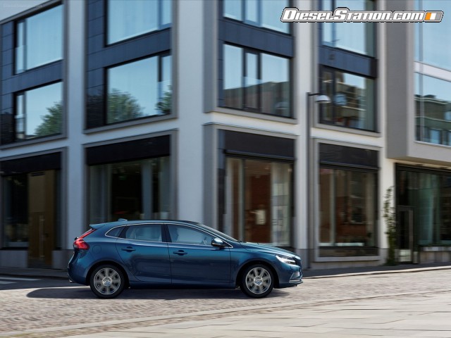 Volvo V40 2017 Picture #5 Volvo V40 2017 Picture #5