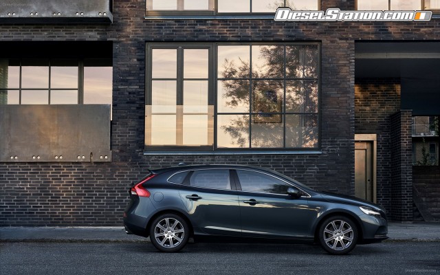 Volvo V40 2017 Widescreen Picture #34 Volvo V40 2017 Widescreen Picture #34