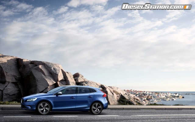 Volvo V40 2017 Widescreen Picture #15 Volvo V40 2017 Widescreen Picture #15