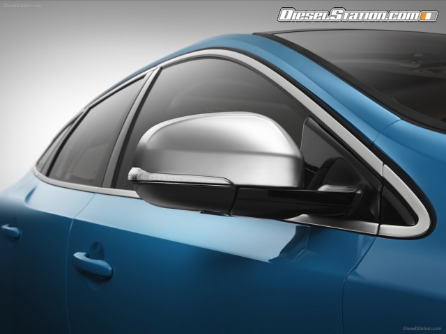 Volvo V40 R Design Picture #15 Volvo V40 R Design Picture #15