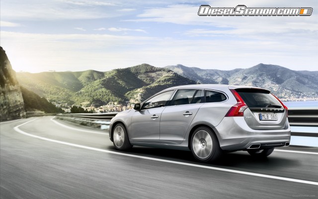 Volvo V60 2014 Widescreen Picture #11 Volvo V60 2014 Widescreen Picture #11