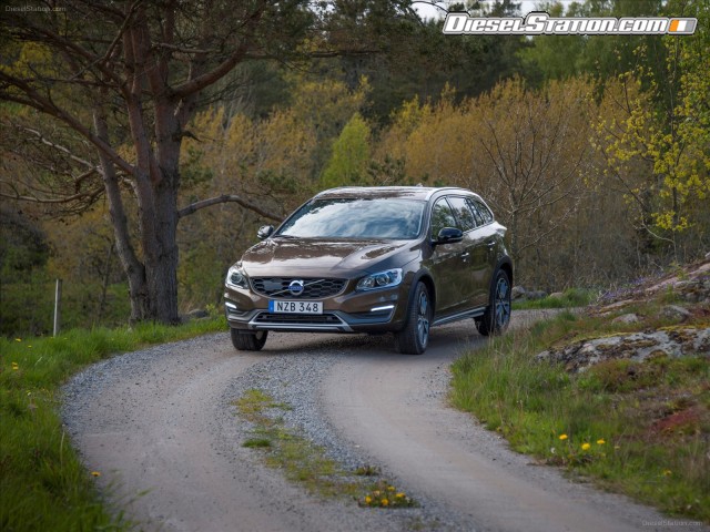 Volvo V60 Cross Country 2016 Picture #107 Volvo V60 Cross Country 2016 Picture #107