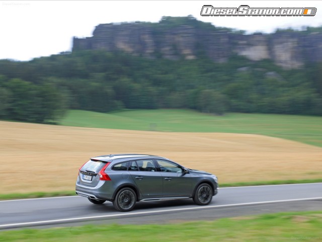 Volvo V60 Cross Country 2016 Picture #95 Volvo V60 Cross Country 2016 Picture #95