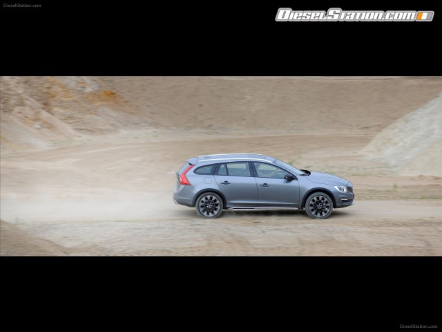 Volvo V60 Cross Country 2016 Picture #34 Volvo V60 Cross Country 2016 Picture #34