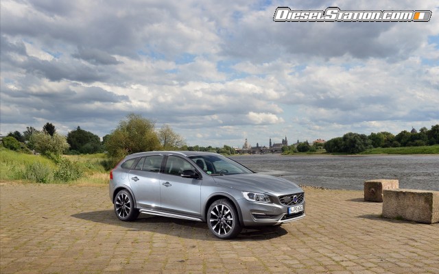 Volvo V60 Cross Country 2016 Widescreen Picture #15 Volvo V60 Cross Country 2016 Widescreen Picture #15