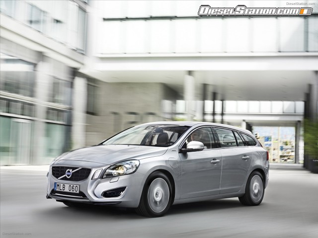 Volvo V60 Plug in Hybrid 2013 Picture #3 Volvo V60 Plug in Hybrid 2013 Picture #3