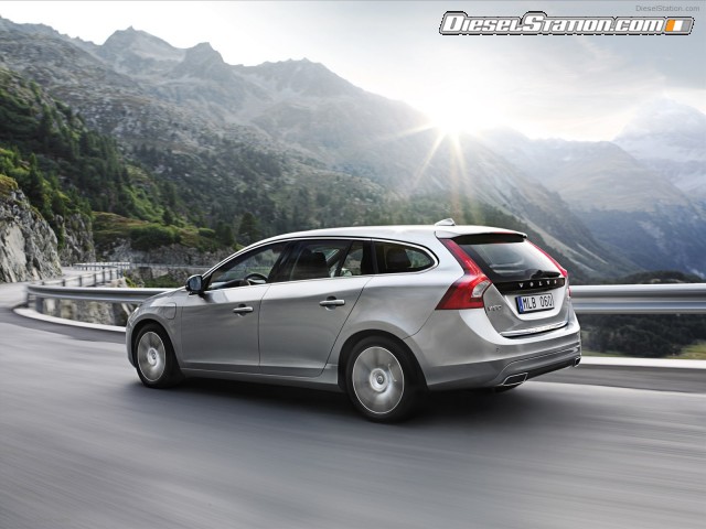 Volvo V60 Plug in Hybrid 2013 Picture #1 Volvo V60 Plug in Hybrid 2013 Picture #1