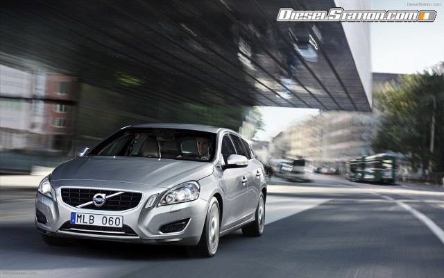 Volvo V60 Plug in Hybrid 2013 Widescreen Picture #25 Volvo V60 Plug in Hybrid 2013 Widescreen Picture #25