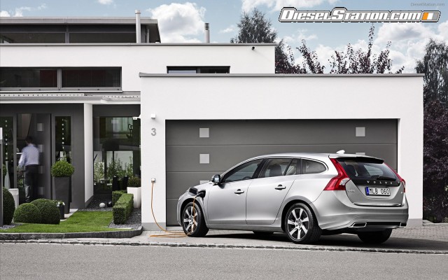Volvo V60 Plug in Hybrid 2013 Widescreen Picture #15 Volvo V60 Plug in Hybrid 2013 Widescreen Picture #15