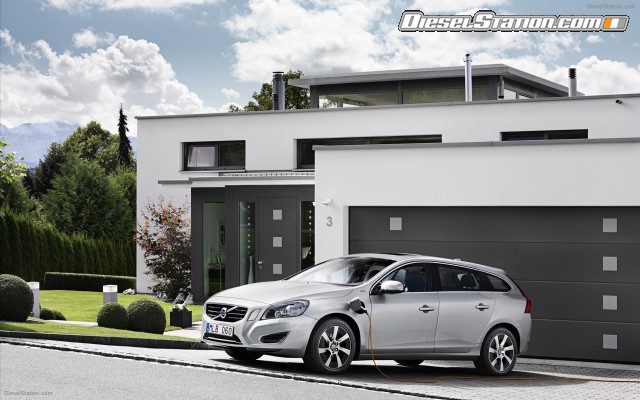 Volvo V60 Plug in Hybrid 2013 Widescreen Picture #12 Volvo V60 Plug in Hybrid 2013 Widescreen Picture #12