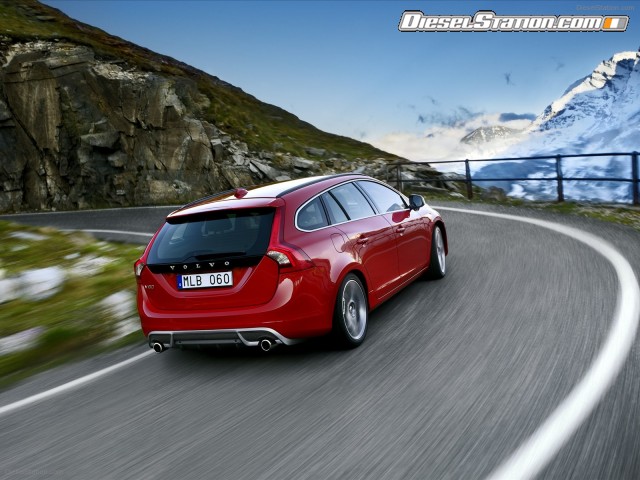Volvo V60 R Design 2011 Picture #9 Volvo V60 R Design 2011 Picture #9