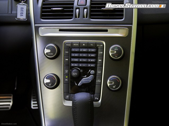 Volvo XC60 2012 Picture #32 Volvo XC60 2012 Picture #32