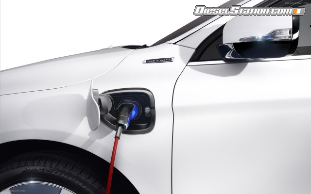 Volvo XC60 Plug in Hybrid Concept 2012 Widescreen Picture #10 Volvo XC60 Plug in Hybrid Concept 2012 Widescreen Picture #10