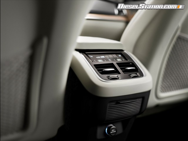 Volvo XC90 2015 Picture #17 Volvo XC90 2015 Picture #17
