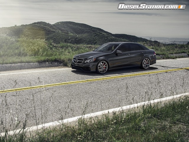 Vorsteiner Mercedes Benz E63 AMG 2014 Picture #11 Vorsteiner Mercedes Benz E63 AMG 2014 Picture #11