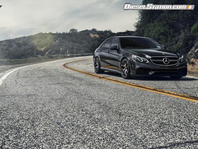 Vorsteiner Mercedes Benz E63 AMG 2014 Picture #3 Vorsteiner Mercedes Benz E63 AMG 2014 Picture #3