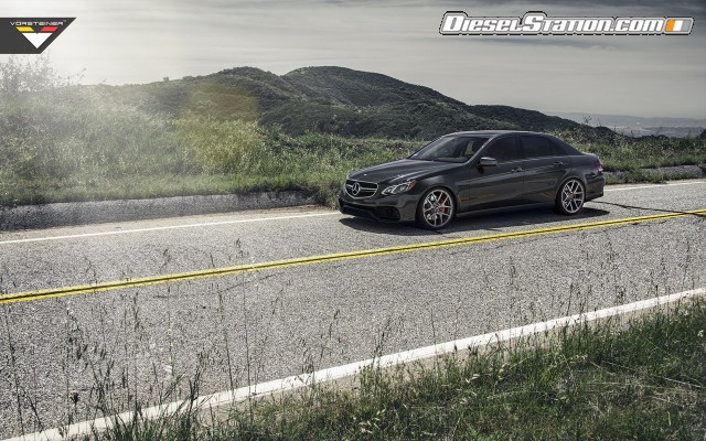 Vorsteiner Mercedes Benz E63 AMG 2014 Widescreen Picture #12 Vorsteiner Mercedes Benz E63 AMG 2014 Widescreen Picture #12