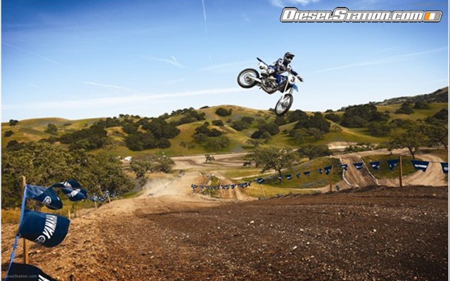 Yamaha 2009 YZ450F Widescreen Picture #8 Yamaha 2009 YZ450F Widescreen Picture #8