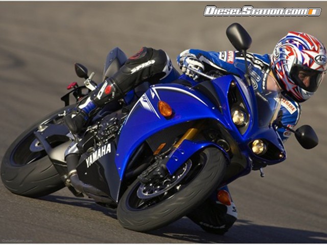 Yamaha 2009 YZF R1 Picture #24 Yamaha 2009 YZF R1 Picture #24