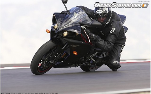 Yamaha 2009 YZF R1 Widescreen Picture #4 Yamaha 2009 YZF R1 Widescreen Picture #4