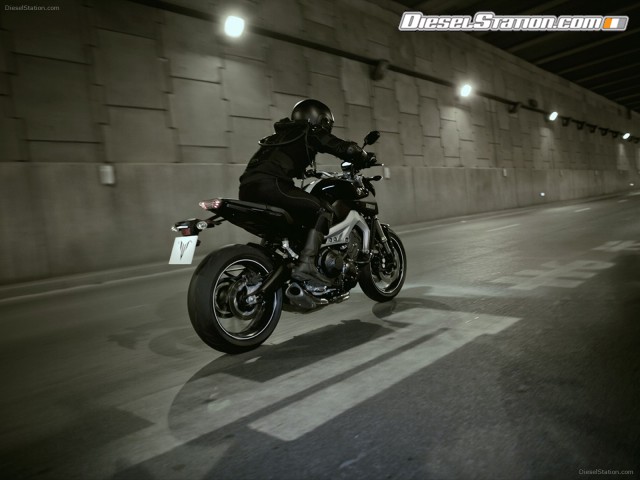 Yamaha MT 09 2014 Picture #8 Yamaha MT 09 2014 Picture #8