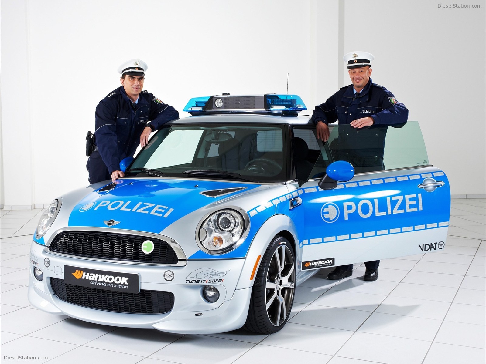 AC Schnitzer Police MINI E R56