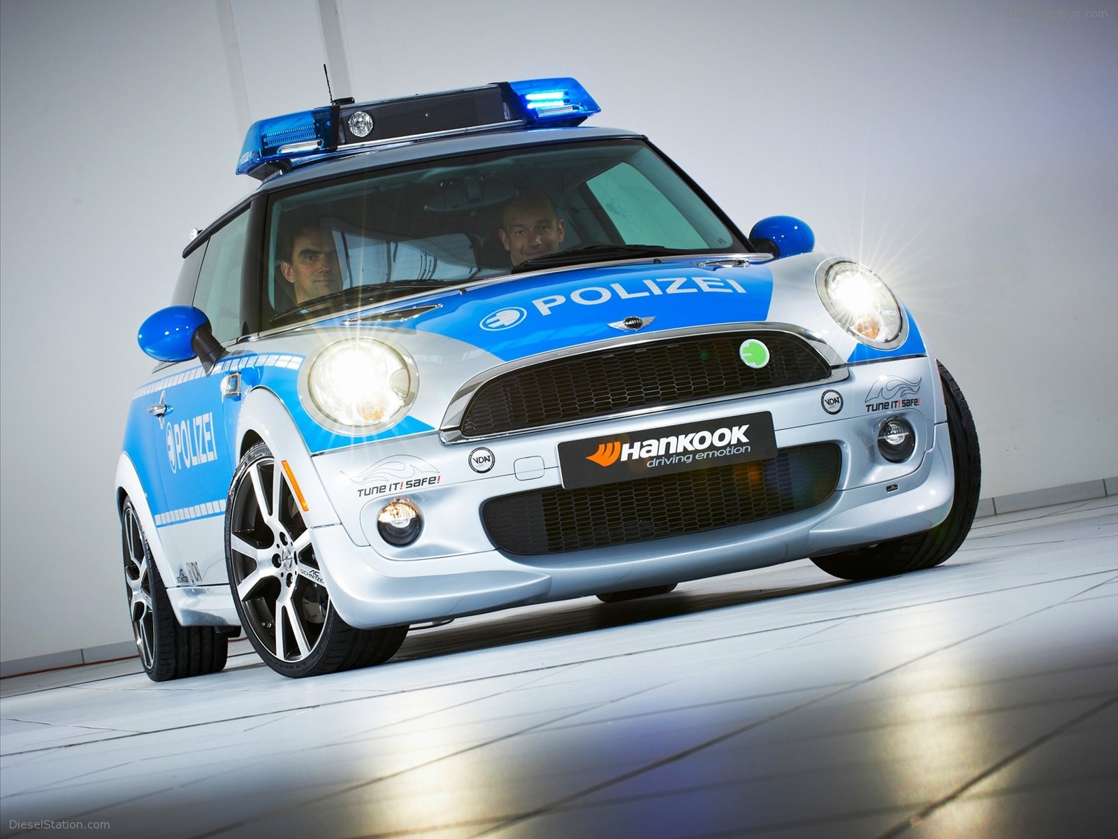 AC Schnitzer Police MINI E R56