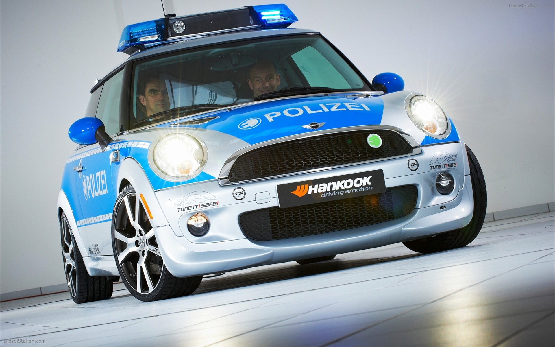 AC Schnitzer Police MINI E R56