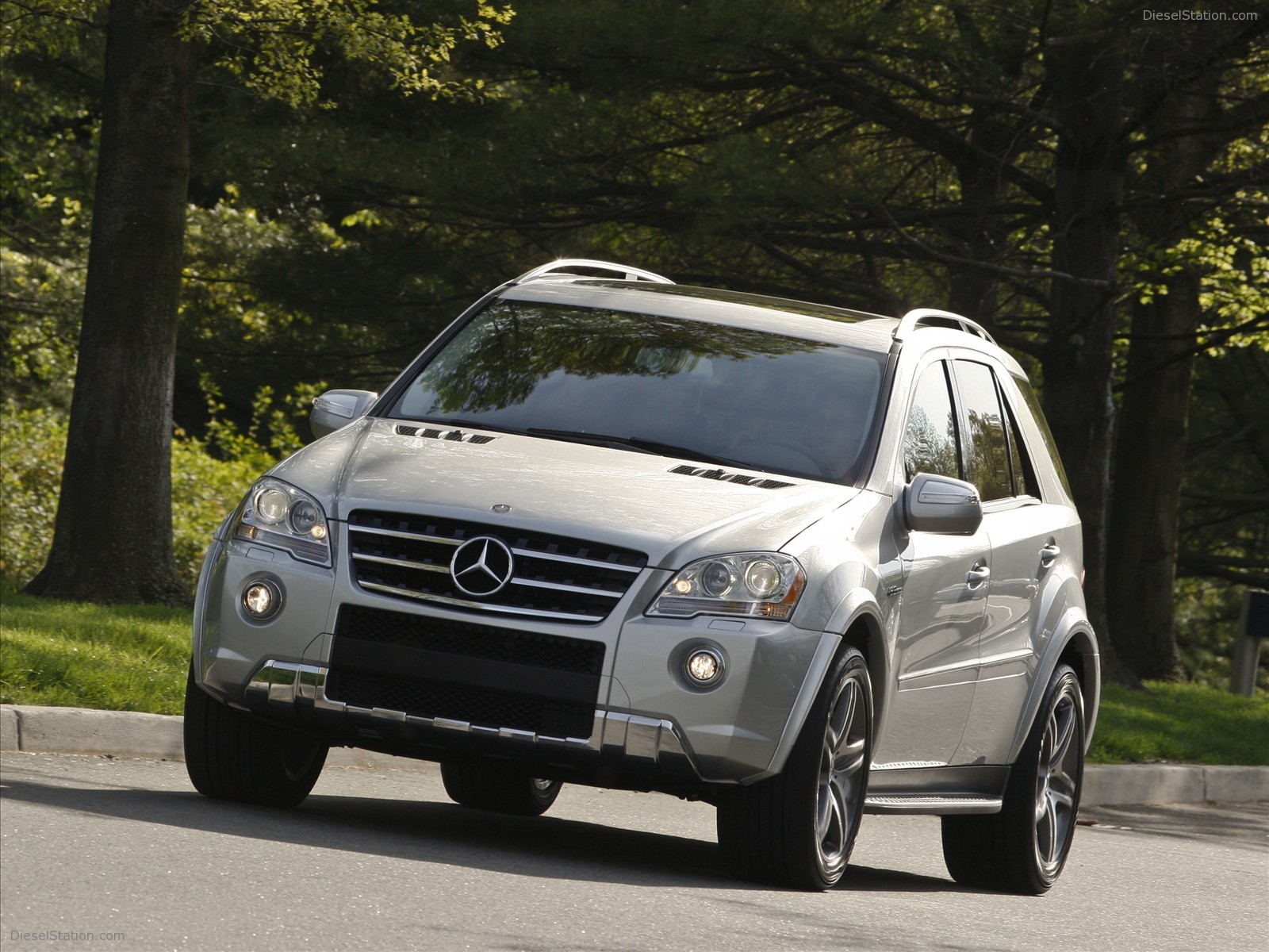 2009 Mercedes-Benz ML 63 AMG
