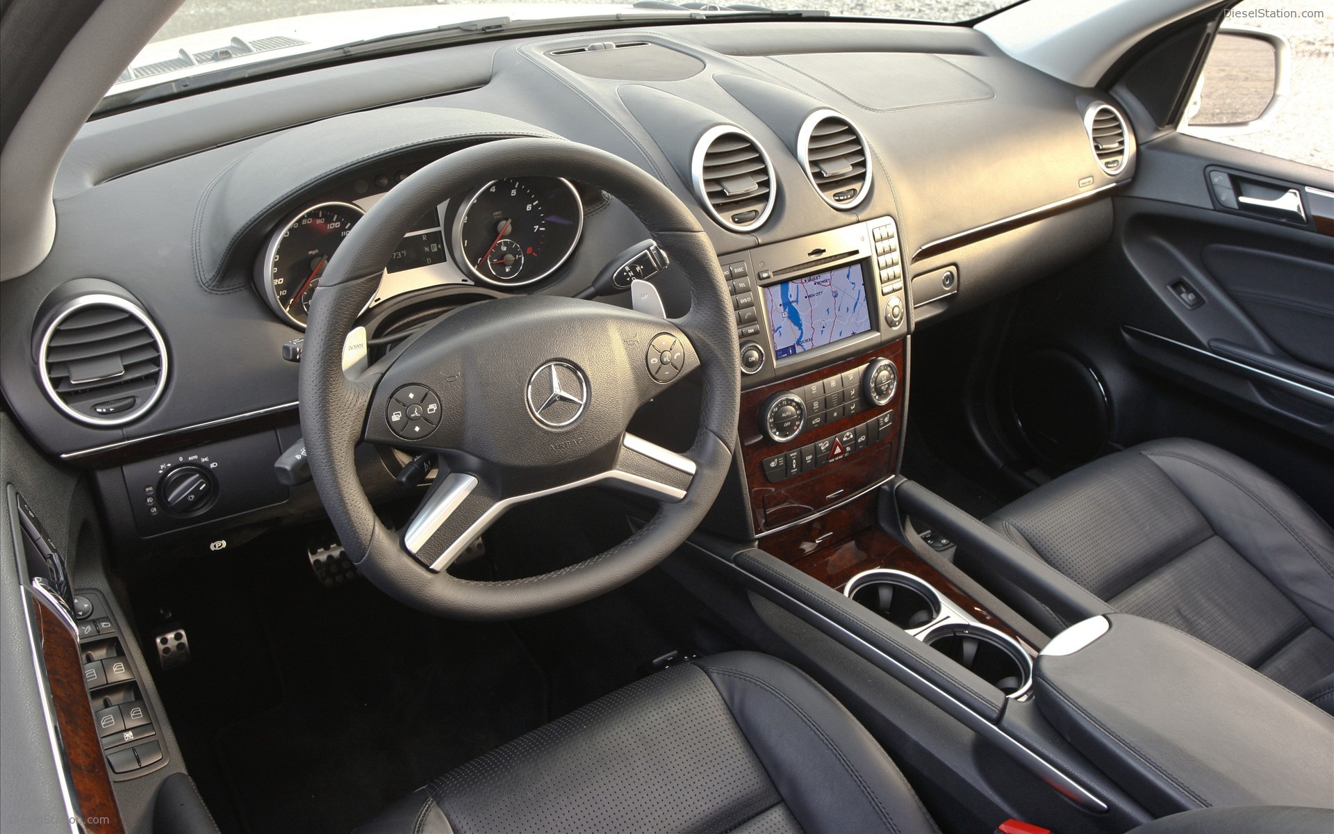 2009 Mercedes-Benz ML 63 AMG