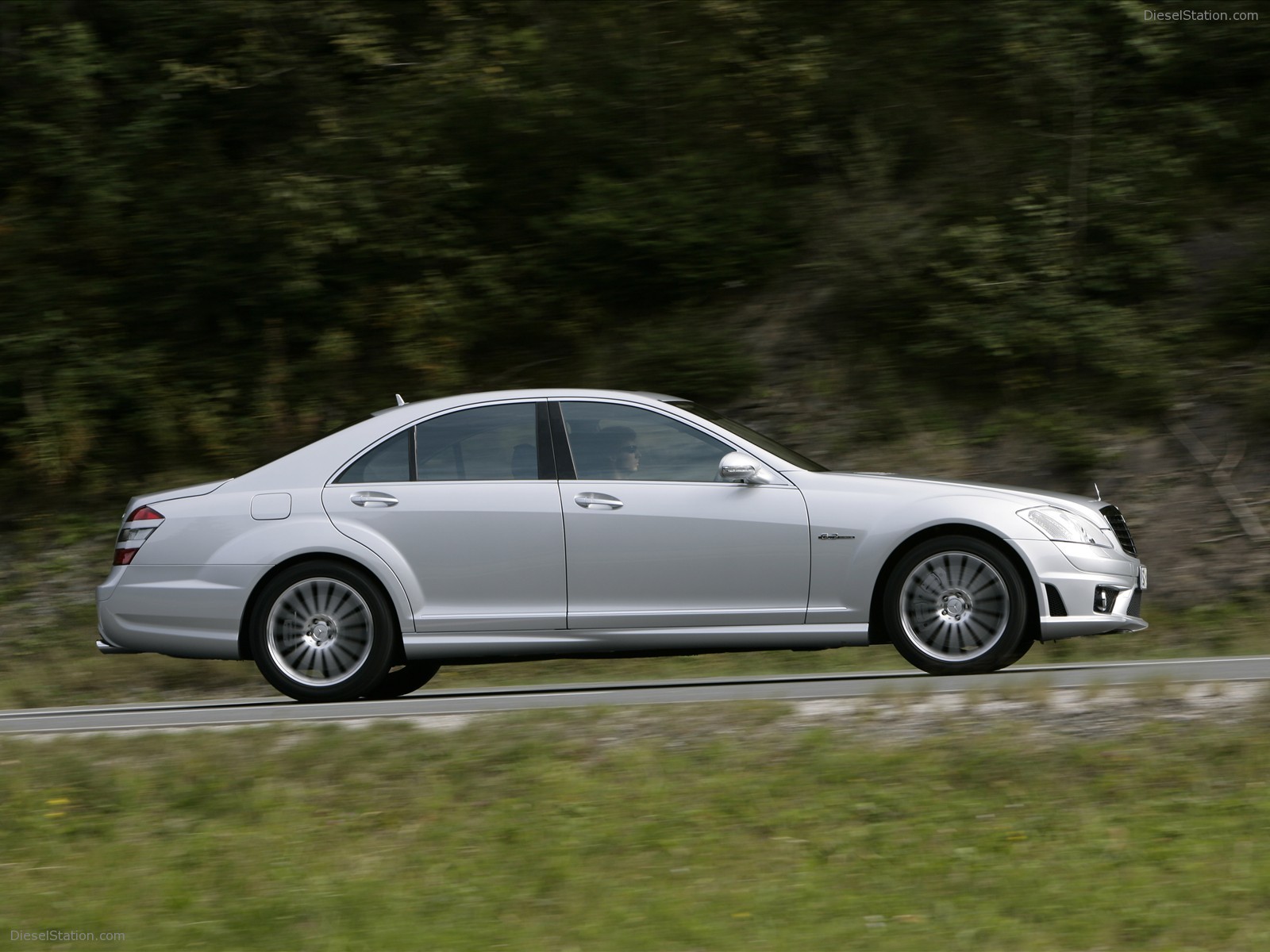 2009 Mercedes-Benz AMG S63